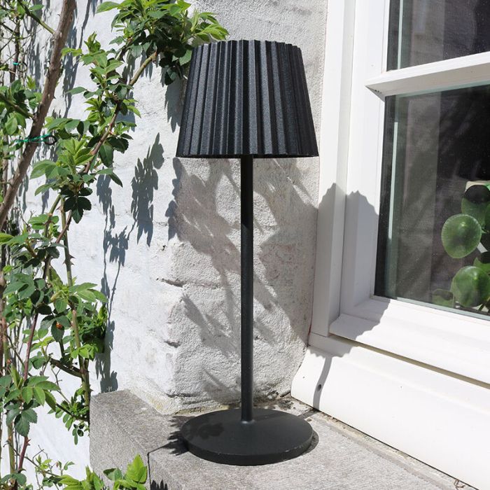 Svart bordslampa utomhus rustik, Justine, 2W, 2700K LED, IP54, med beröringsdimmer
