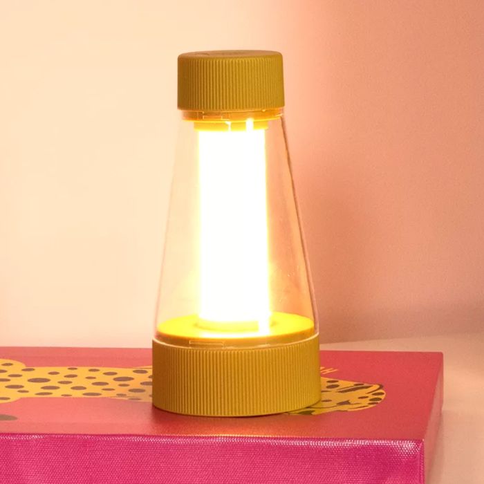 Gul uppladdningsbar utomhusbordslampa modern, Lorali, 1,2W, 2700K LED, IP44, med beröringsdimmer
