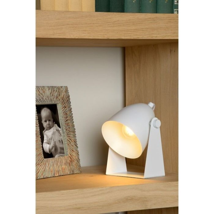 Vit bordslampa modern, Chago, med brytare