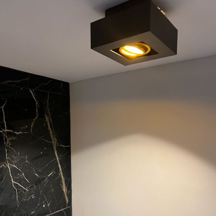 Aluminium utanpåliggande spotlight guld, Noraly
