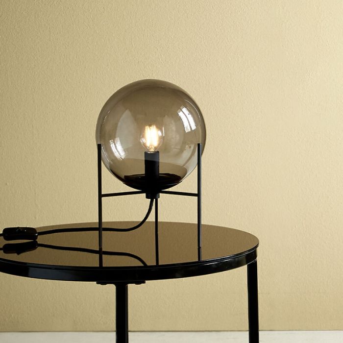 Svart bordslampa design, Alton, med brytare