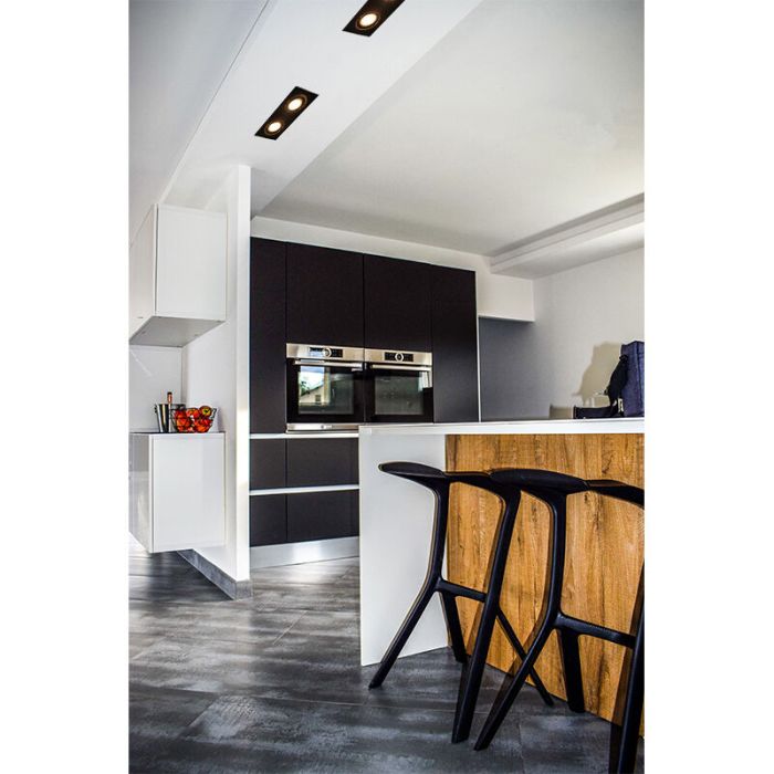 Modern infälld spotlight svart, Bredal