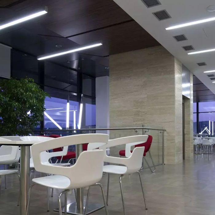 Bisolux LED lysrör 120 cm, 3000K, 18W, med starter
