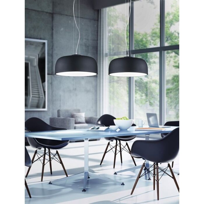 Svart fönsterlampa modern, Alnon