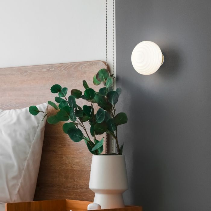 Mässing uppladdningsbar vägglampa modern, Walid, 1,5W, 3000K LED, 3 stegs dimmer