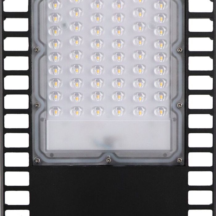 Bisolux LED gatubelysning Garry, 90W, 6000K, 5 års garanti