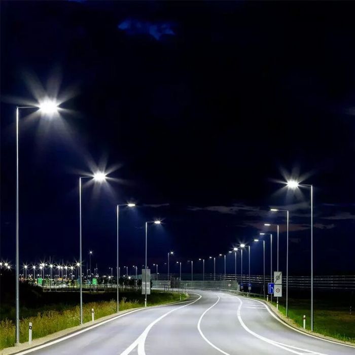 Bisolux LED gatubelysning Garry, 90W, 6000K, 5 års garanti
